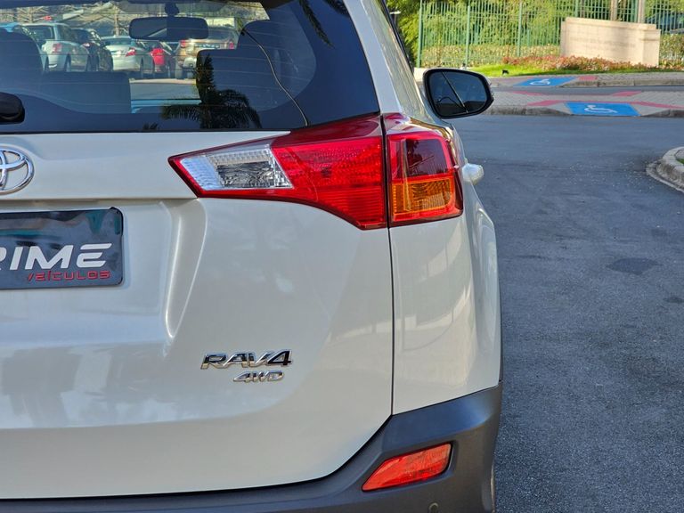 Toyota RAV4 2.0 4x4 16V Aut.