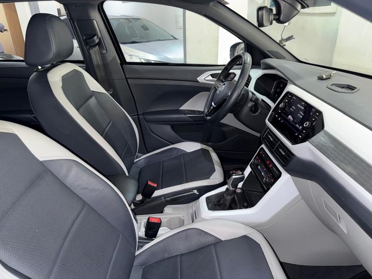 VolksWagen T-Cross Hig. 250 TSI 1.4 Flex 16V 5p Aut