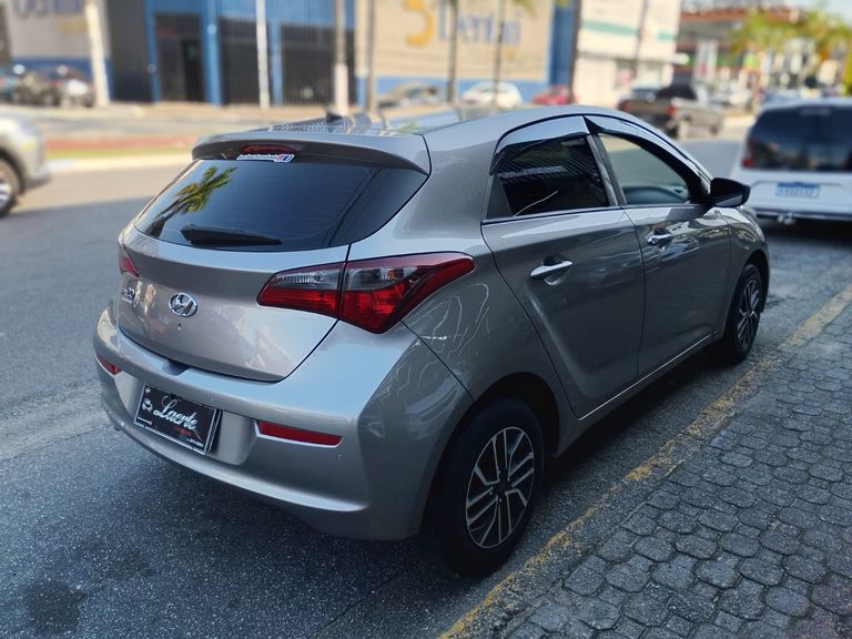 Hyundai HB20 Unique 1.0 Flex 12V Mec.