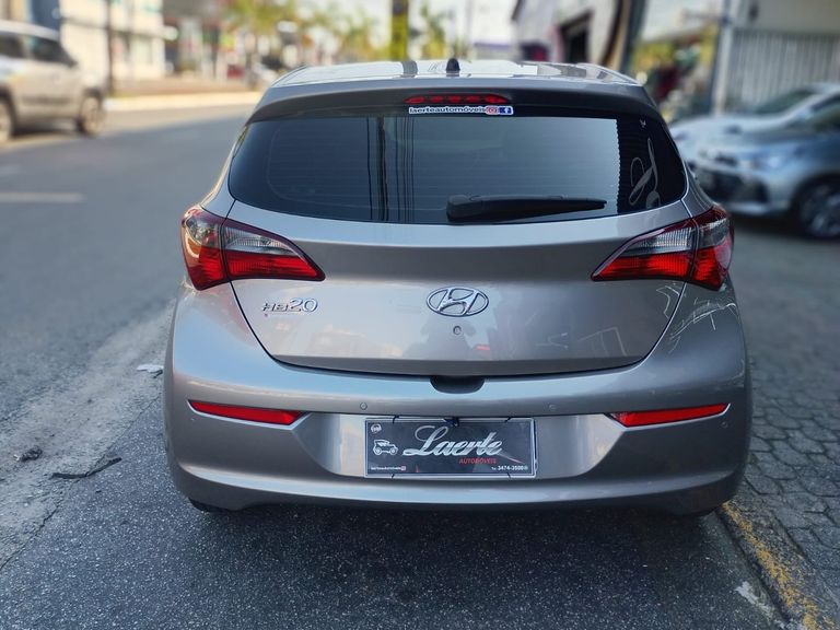 Hyundai HB20 Unique 1.0 Flex 12V Mec.