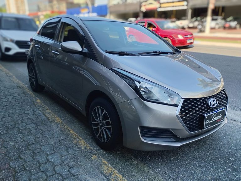 Hyundai HB20 Unique 1.0 Flex 12V Mec.