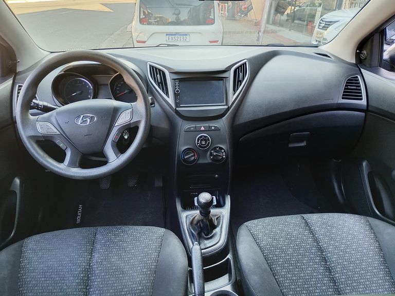 Hyundai HB20 Unique 1.0 Flex 12V Mec.