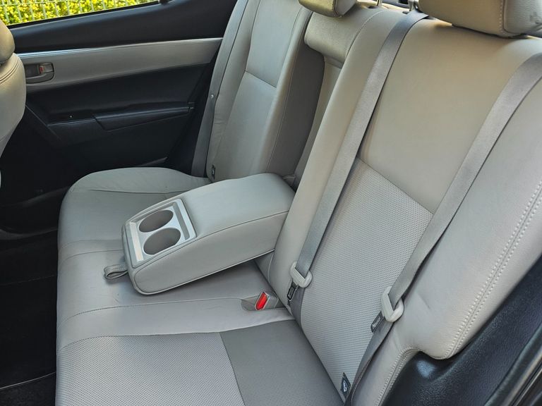 Toyota Corolla XEi 2.0 Flex 16V Aut.