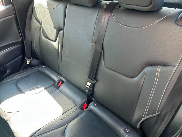 Jeep Renegade Long. T270 1.3 TB 4x2 Flex Aut.