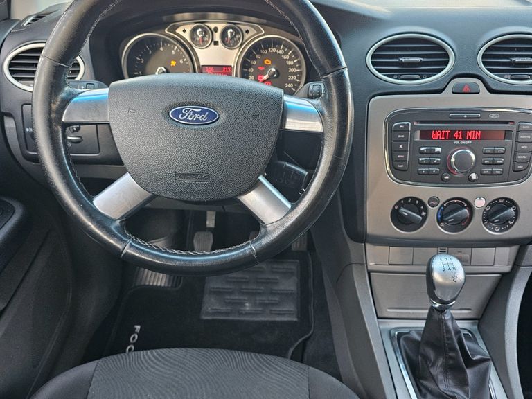 Ford Focus 1.6 S/SE/SE Plus Flex 8V/16V  5p