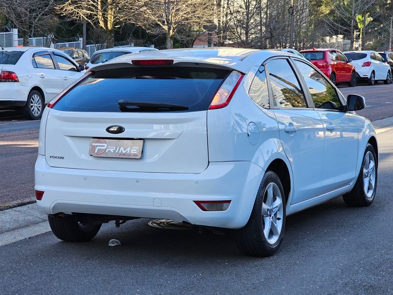 Ford Focus 1.6 S/SE/SE Plus Flex 8V/16V  5p