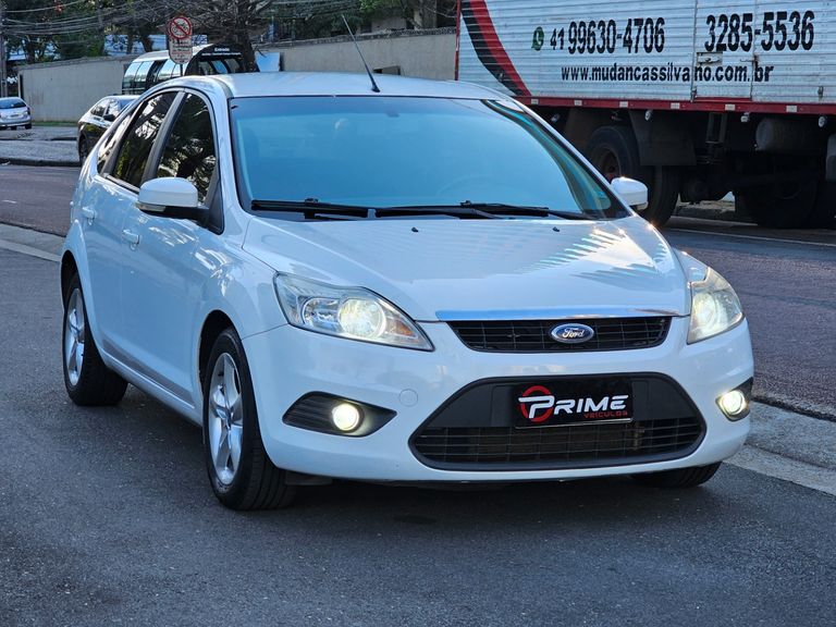 Ford Focus 1.6 S/SE/SE Plus Flex 8V/16V  5p