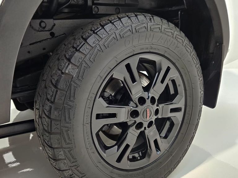 Nissan Frontier PRO4X CD 4x4 2.3 Bi-TB Die. Aut