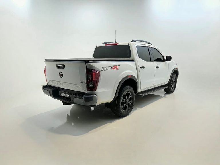 Nissan Frontier PRO4X CD 4x4 2.3 Bi-TB Die. Aut