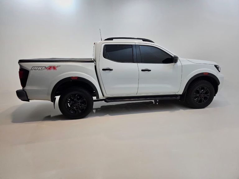 Nissan Frontier PRO4X CD 4x4 2.3 Bi-TB Die. Aut