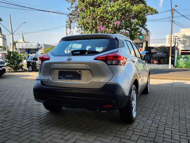 Nissan KICKS S Direct 1.6 16V Flex 5p Aut.