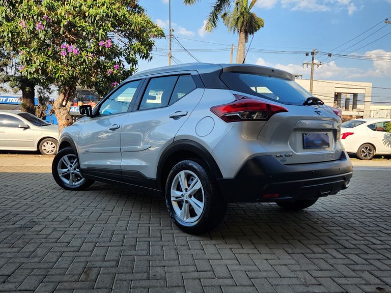 Nissan KICKS S Direct 1.6 16V Flex 5p Aut.