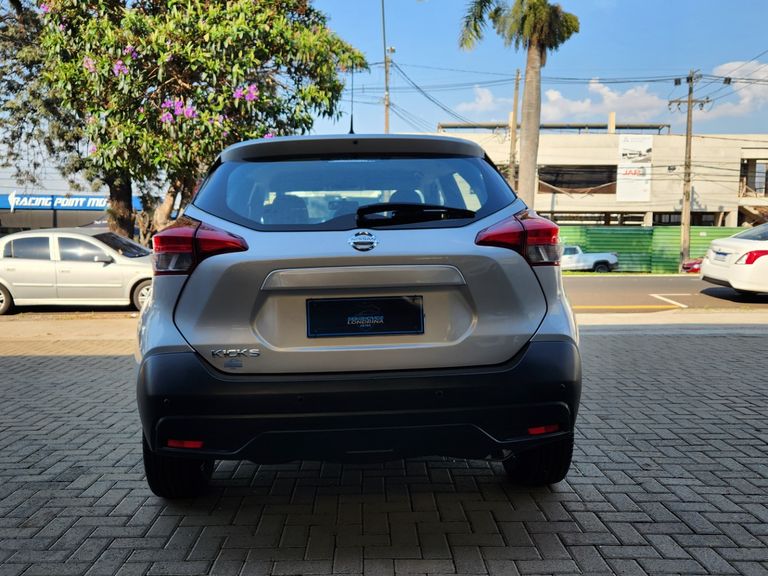 Nissan KICKS S Direct 1.6 16V Flex 5p Aut.