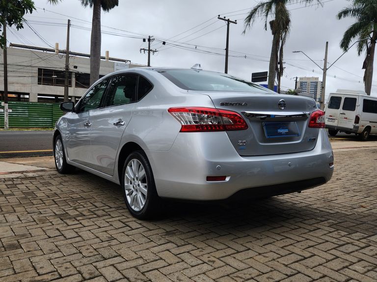 Nissan Sentra SL 2.0/ 2.0 Flex Fuel 16V Aut.