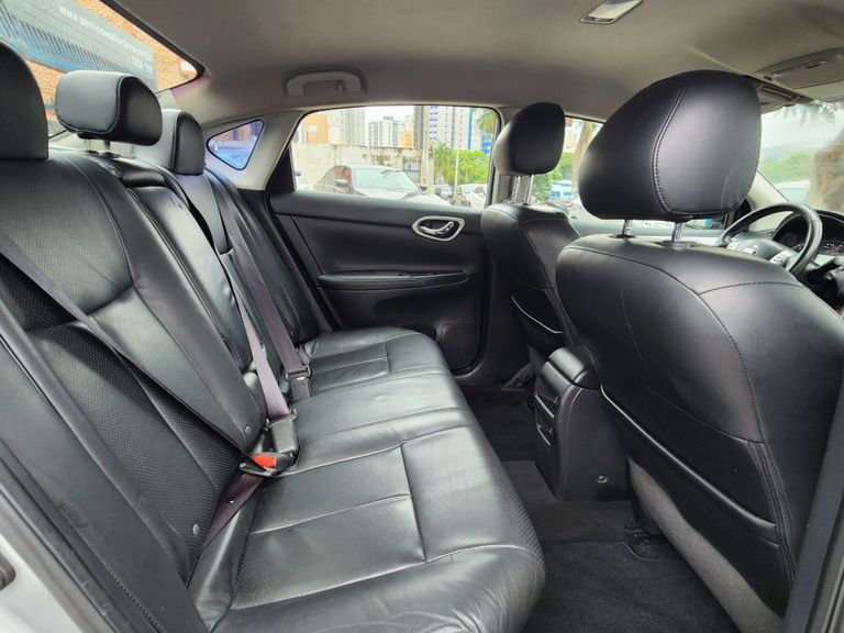 Nissan Sentra SL 2.0/ 2.0 Flex Fuel 16V Aut.
