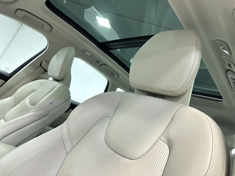 Volvo XC 60 T-8 Ultimate 2.0 AWD (Híbrido)