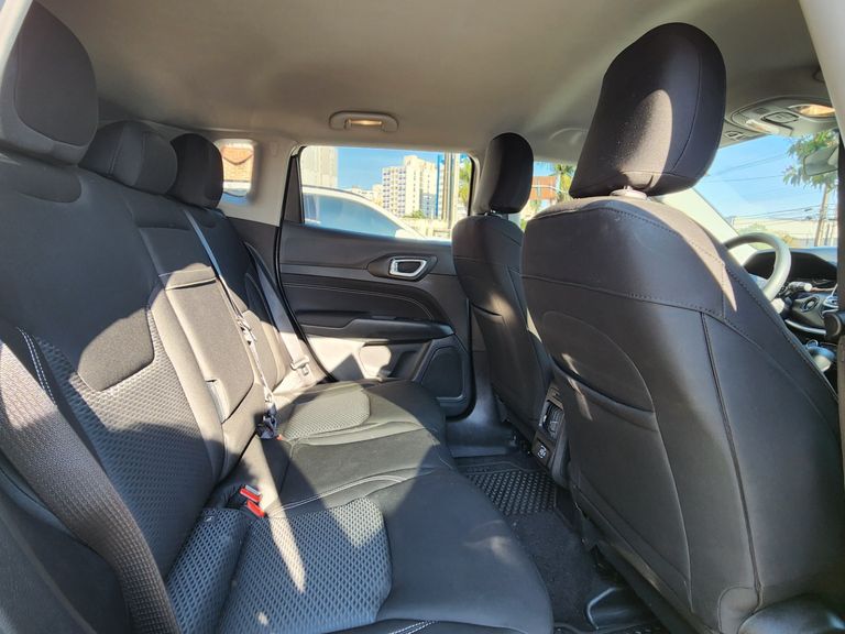 Jeep COMPASS SPORT T270 1.3 TB 4x2 Flex Aut.