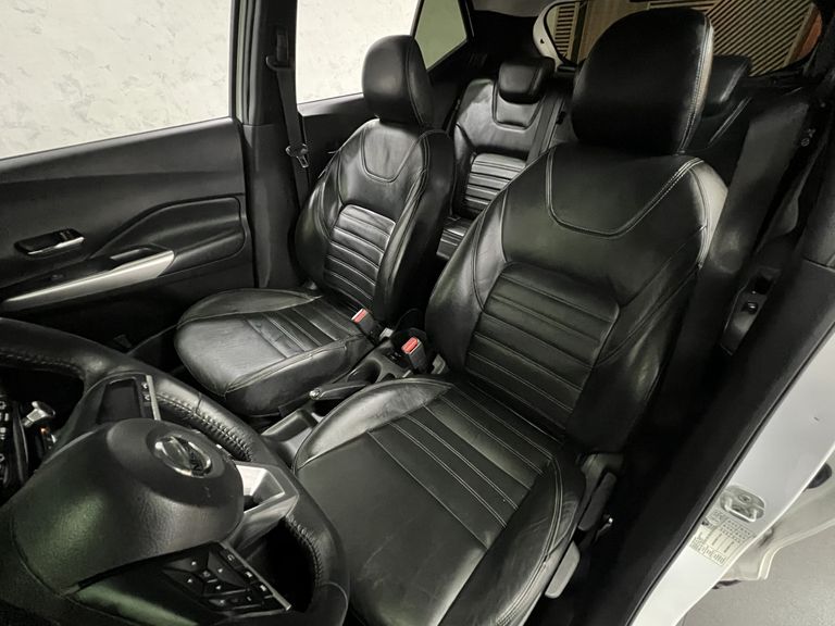 Nissan KICKS Rio 2016 1.6 16V FlexStar 5p Aut.