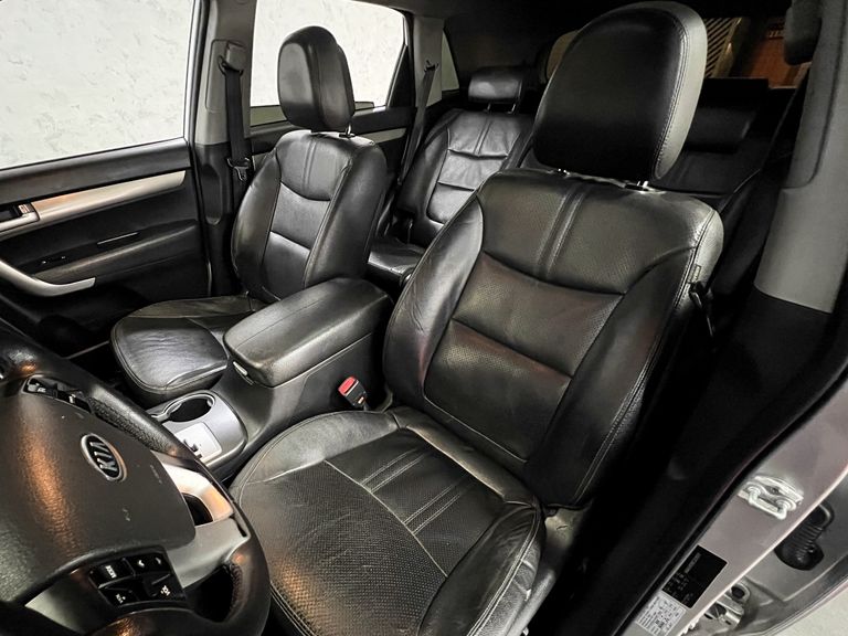 Kia Motors Sorento 2.4 16V 4x2 Aut.