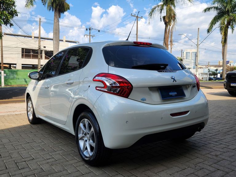 Peugeot 208 Allure 1.5 Flex 8V 5p