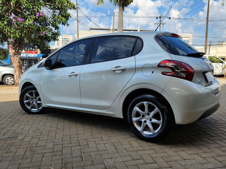 Peugeot 208 Allure 1.5 Flex 8V 5p