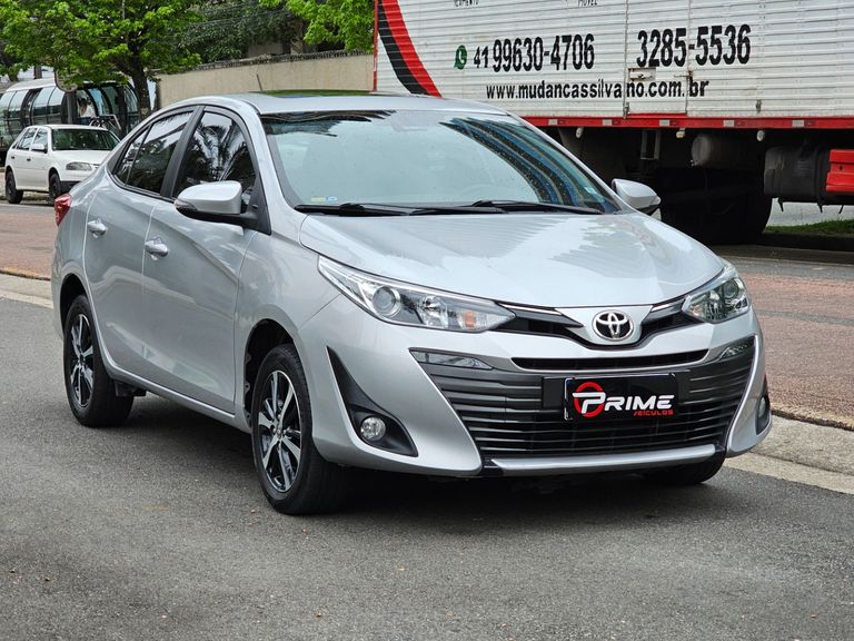Toyota YARIS XLS Connect Sed. 1.5 Flex 16V Aut.