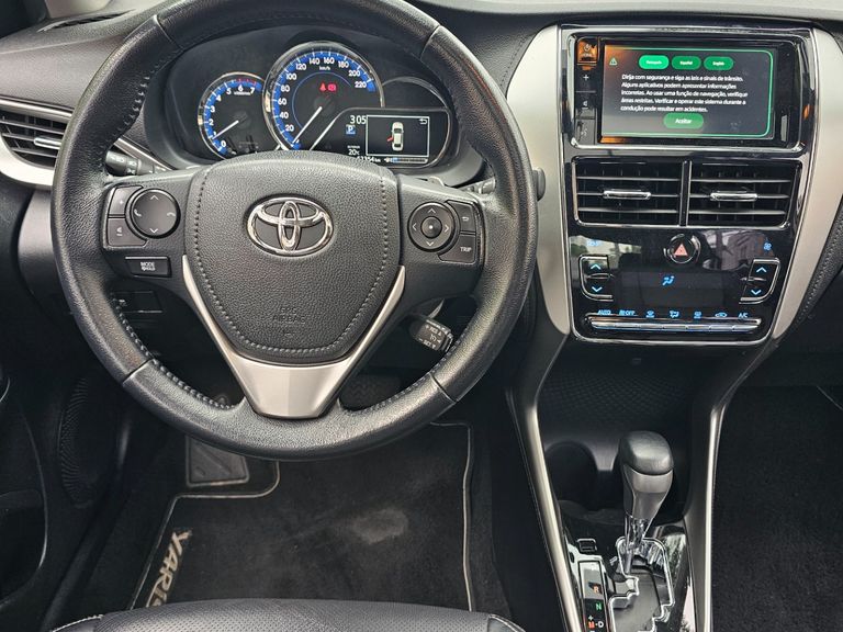Toyota YARIS XLS Connect Sed. 1.5 Flex 16V Aut.