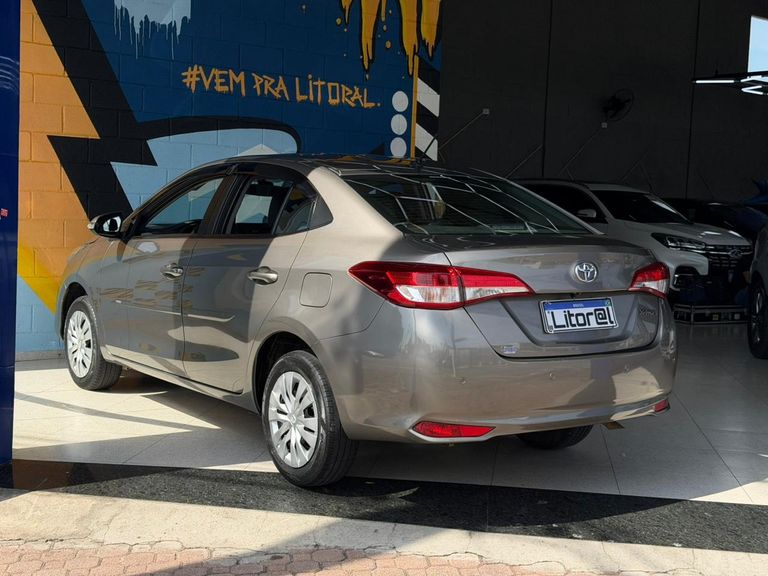 Toyota YARIS XL Live Sedan 1.5 Flex 16V 4p Aut.