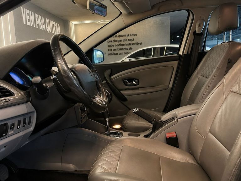 Renault FLUENCE Sedan Privilège 2.0 16V FLEX Aut