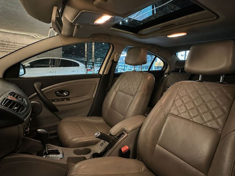 Renault FLUENCE Sedan Privilège 2.0 16V FLEX Aut