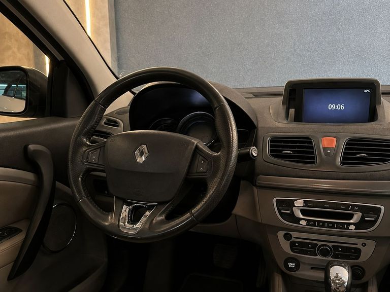 Renault FLUENCE Sedan Privilège 2.0 16V FLEX Aut