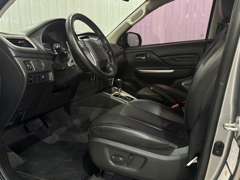 Mitsubishi L200 Triton Sport HPE 2.4 CD Diesel Aut.