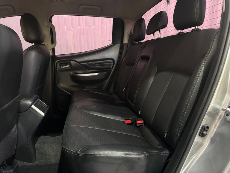 Mitsubishi L200 Triton Sport HPE 2.4 CD Diesel Aut.