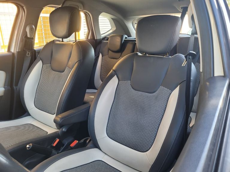 Renault CAPTUR Intense 1.6 16V Flex 5p Aut.