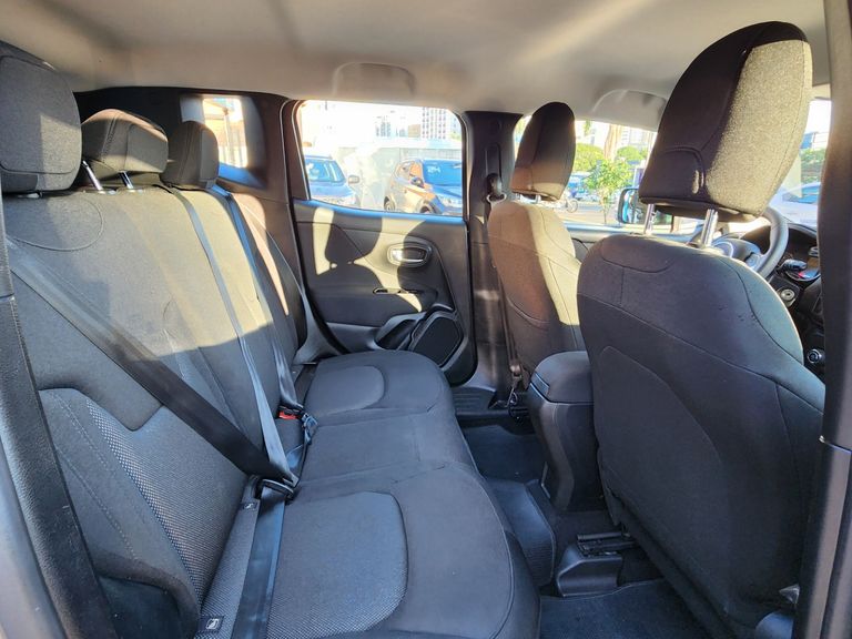 Jeep Renegade 1.8 4x2 Flex 16V Aut.
