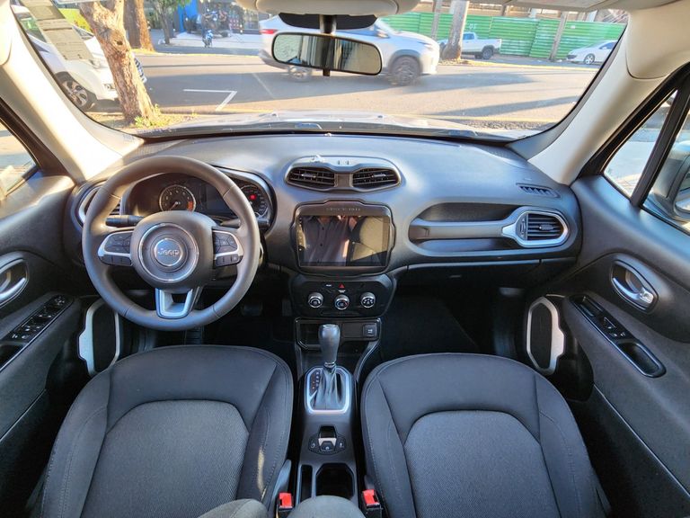Jeep Renegade 1.8 4x2 Flex 16V Aut.