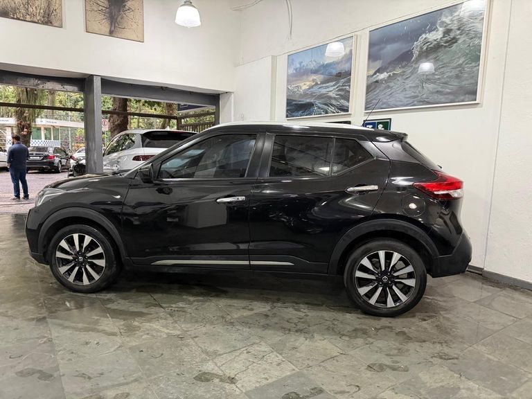 Nissan KICKS SL 1.6 16V FlexStar 5p Aut.
