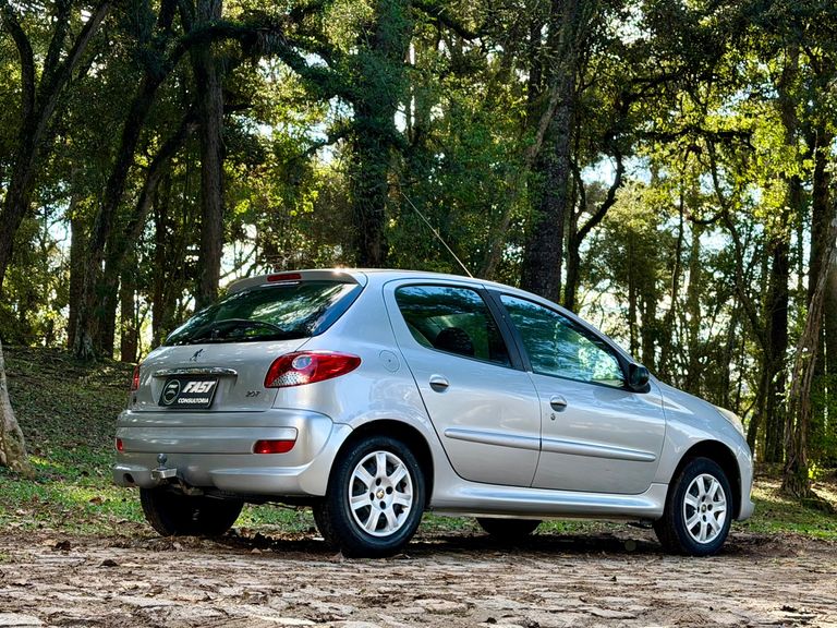 Peugeot 207 Active 1.4 Flex 8V 5p
