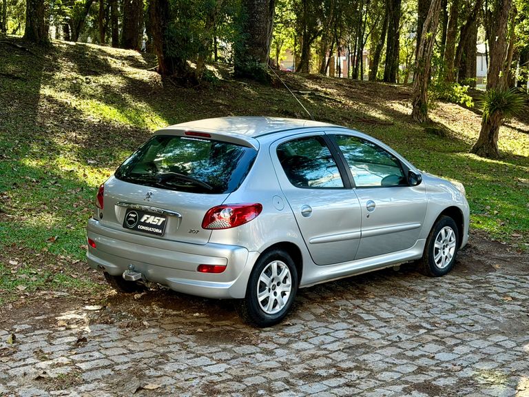 Peugeot 207 Active 1.4 Flex 8V 5p
