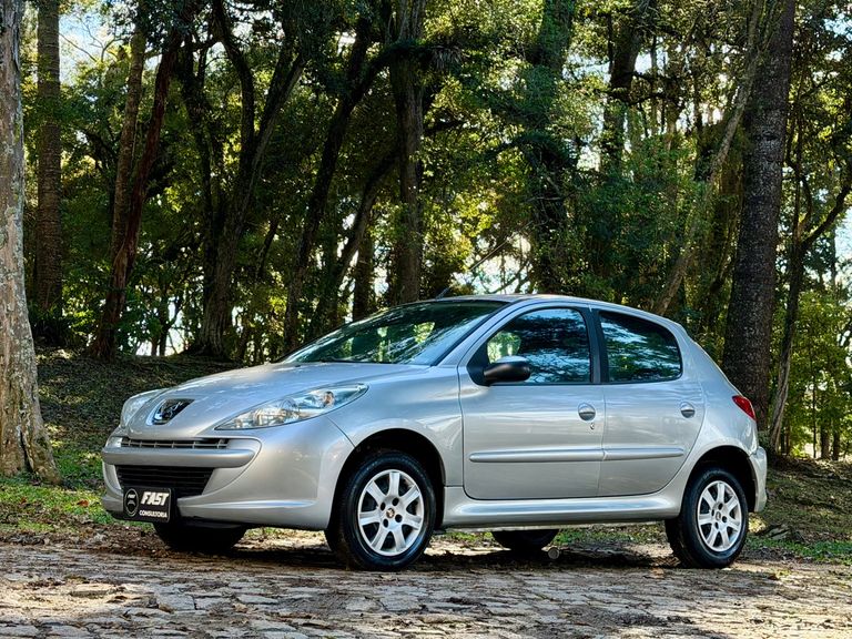 Peugeot 207 Active 1.4 Flex 8V 5p