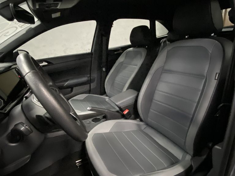 VolksWagen Nivus Highline 1.0 200 TSI Flex Aut.