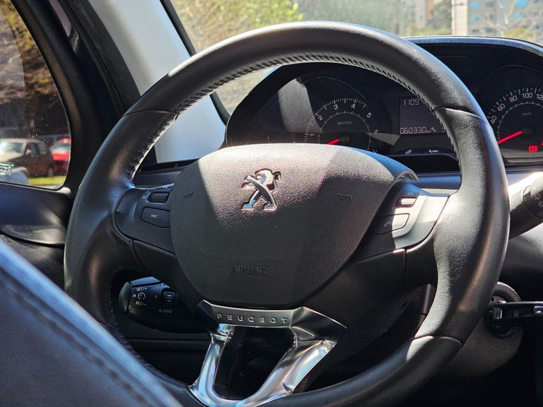Peugeot 2008 Griffe 1.6 Turbo Flex 16V 5p Aut.
