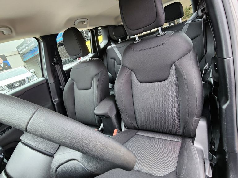 Jeep Renegade 1.8 4x2 Flex 16V Aut.