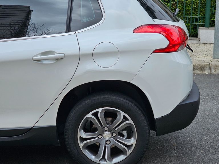 Peugeot 2008 Griffe 1.6 Flex 16V 5p Aut.