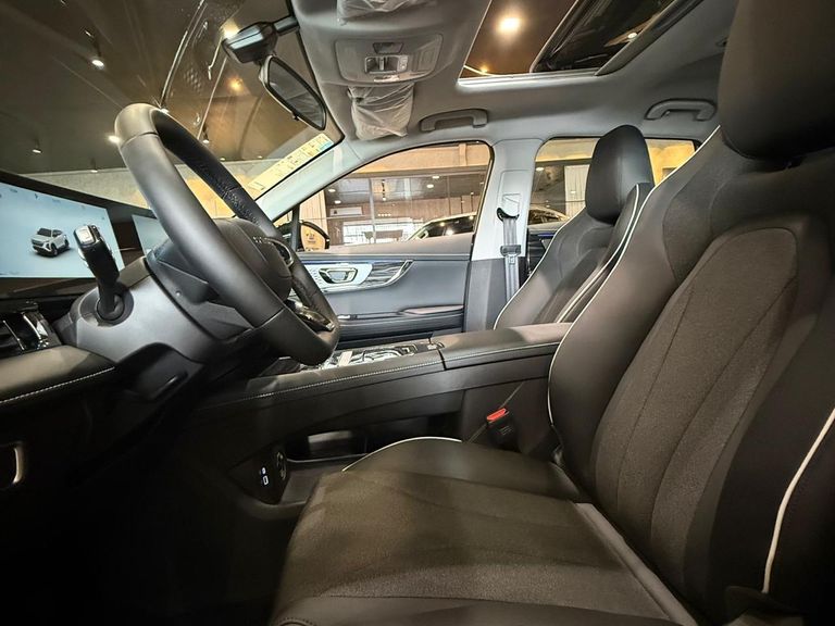 Omoda 5 Luxury 1.5 TB FWD