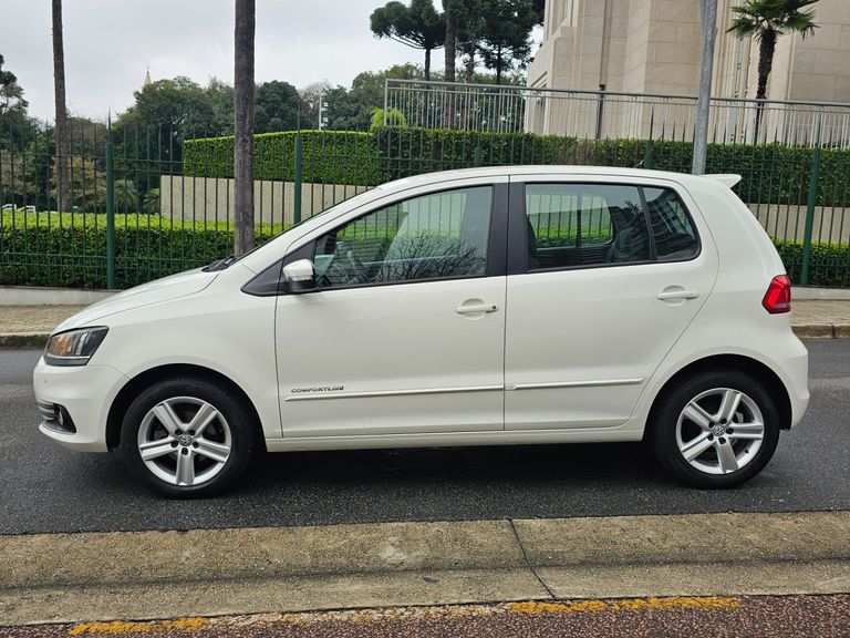 VolksWagen Fox Comfortline 1.0 Flex 8V 5p