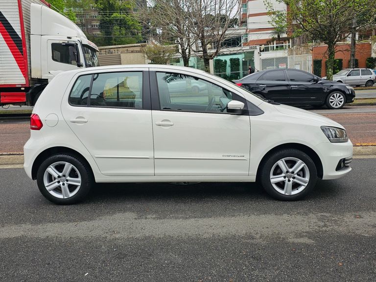 VolksWagen Fox Comfortline 1.0 Flex 8V 5p