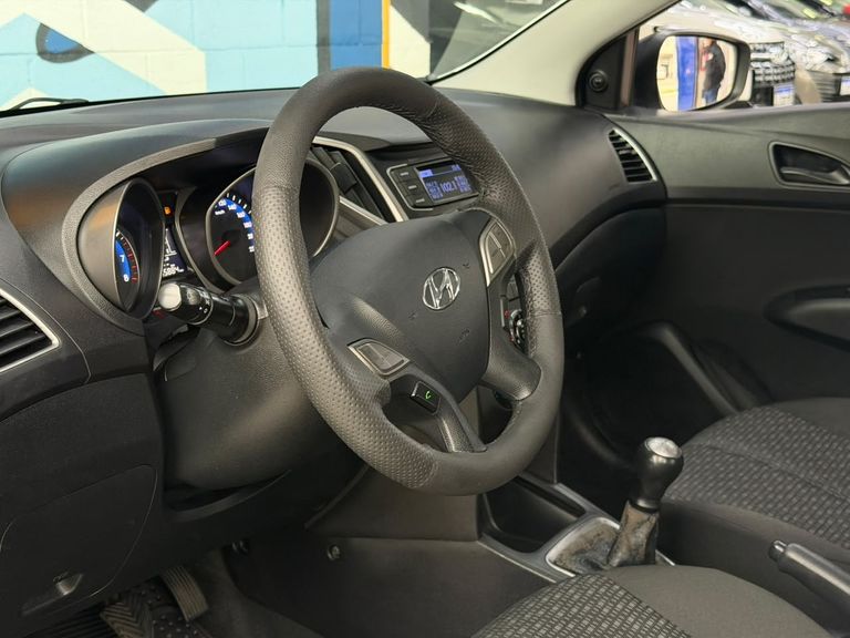 Hyundai HB20 Unique 1.0 Flex 12V Mec.