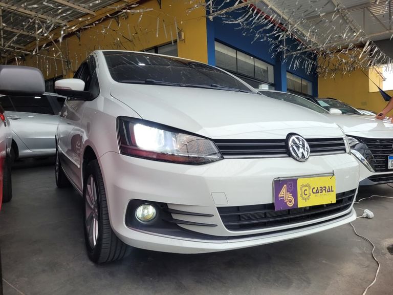 VolksWagen Fox Connect 1.6 Flex 8V 5p