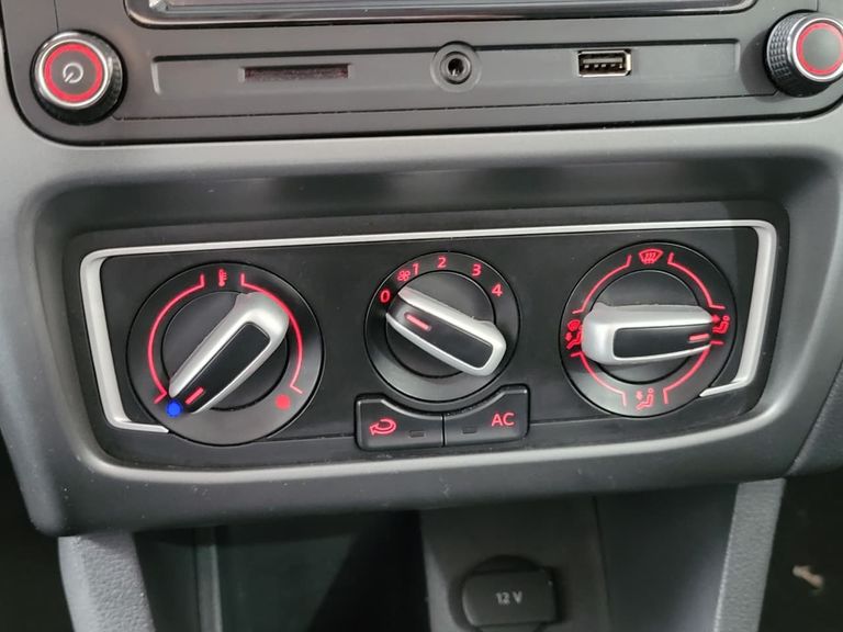 VolksWagen Fox Connect 1.6 Flex 8V 5p